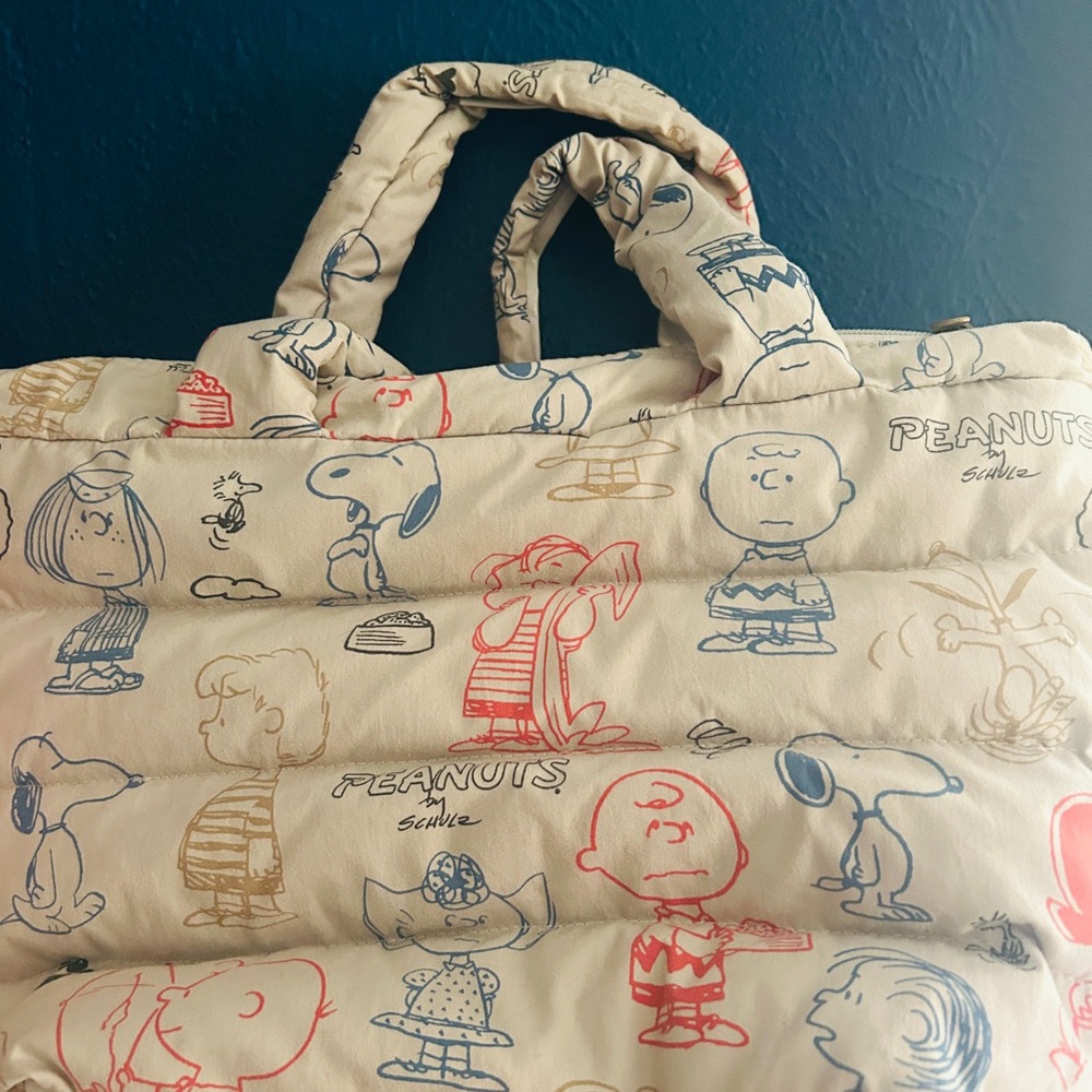Peanuts Snoopy Cream Tote Bag